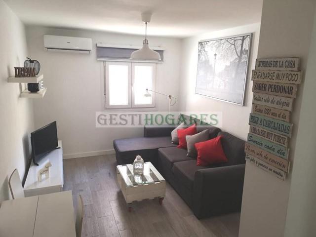 Piso en venta en Cádiz photo 0