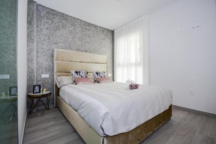 Apartamento en venta en Orihuela, Zona Centro photo 0