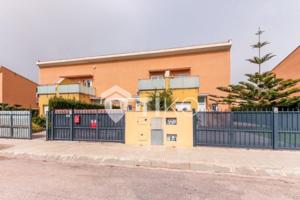 Piso en venta en Mont-roig del Camp photo 0