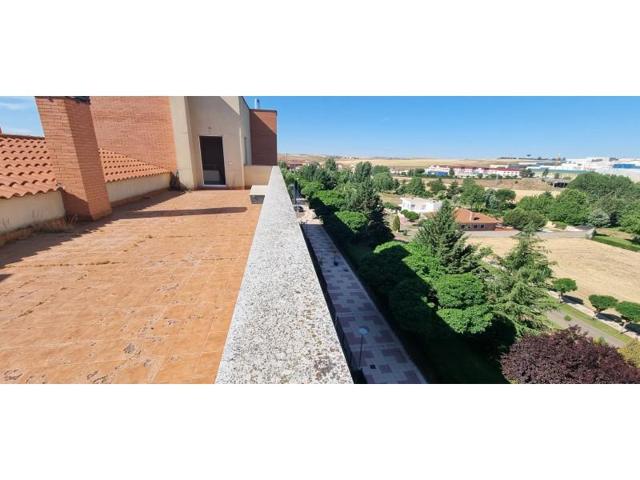 Piso en venta en Carbajosa de la Sagrada photo 0