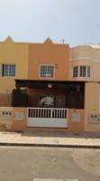 Adosada en venta en Tuineje, Gran Tarajal photo 0