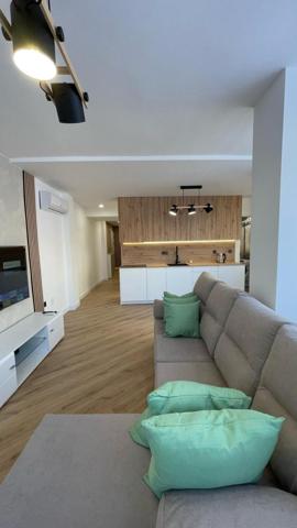 Apartamento en venta en Torrevieja, Centro photo 0