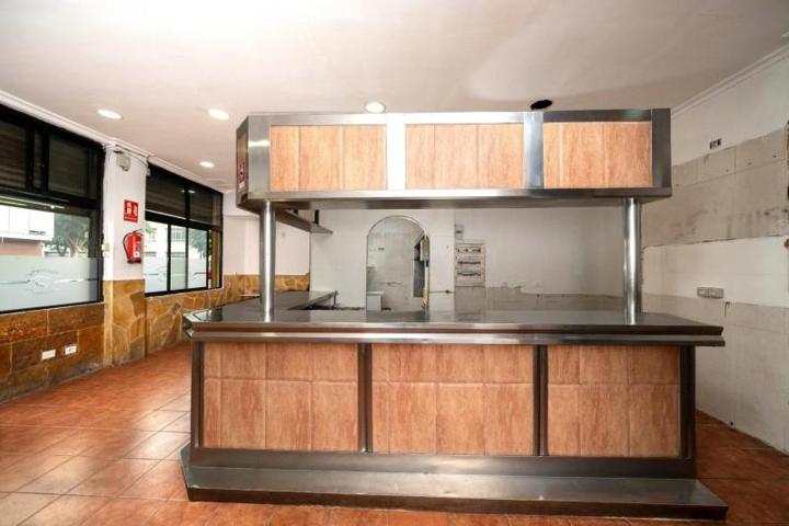 Local comercial en venta en Las Palmas de Gran Canaria, Arenales photo 0