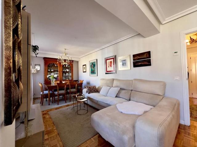 Duplex en venta en Oviedo, La florida photo 0