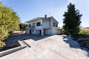 Casa con terreno en venta en Las Herencias, Las herencias photo 0