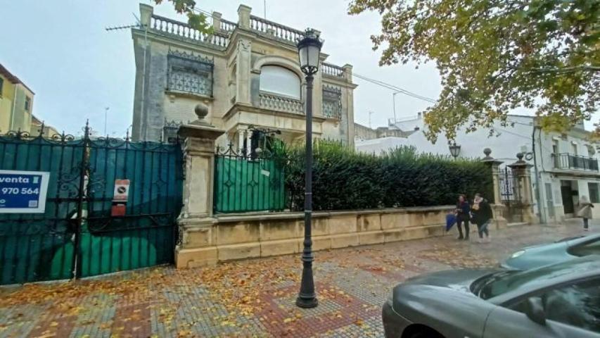 Chalet en venta en Lora del Río, Avenida Portugal, 41440 photo 0