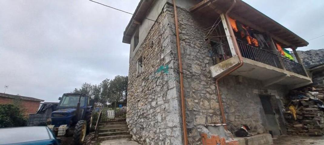 Casas de pueblo en venta en Ramales de la Victoria, GIBAJA photo 0