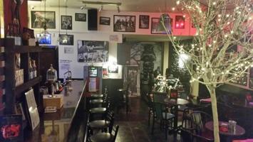 Local comercial en venta en Ponferrada, Alta photo 0