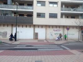 Local comercial en venta en Zaragoza, Rosales del Canal photo 0