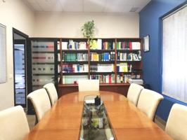 Local comercial en venta en Dos Hermanas, Centro - Doña Mercedes photo 0