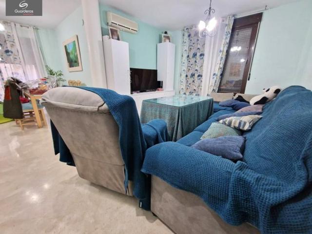 Adosada en venta en Pulianas, --- photo 0