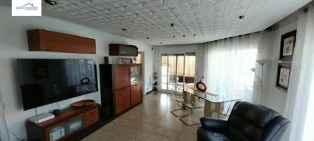 Piso en venta en Mataró, Rocafonda photo 0