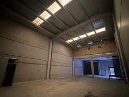 Nave industrial en venta en Sant Vicenç de Castellet, Polígon les Vives photo 0
