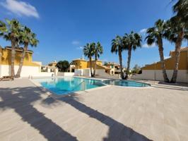 Adosada en venta en Almoradi, El Ba&ntilde;et photo 0