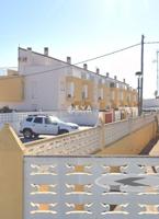 Adosada en venta en Almazora-Almassora photo 0