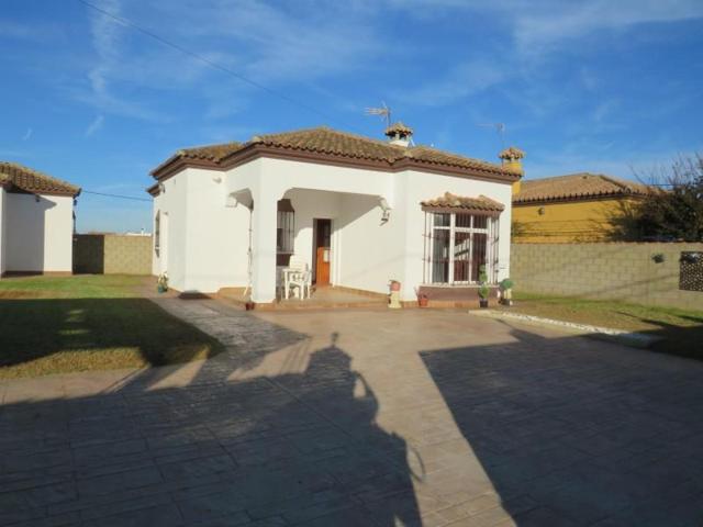 Chalet en venta en Chiclana de la Frontera, Marquesado photo 0