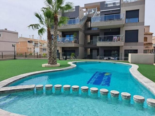 Apartamento en venta en Torrevieja, Aguas nuevas 1 photo 0