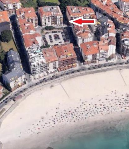 Piso en venta en Sanxenxo photo 0