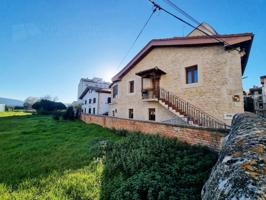 Casas de pueblo en venta en Villarcayo de Merindad de Castilla la Vieja photo 0