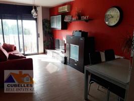 Piso en venta en Cubelles, Eixample photo 0