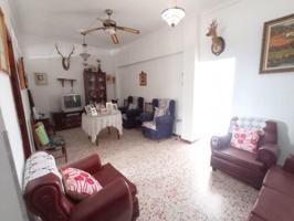 Casa en venta en Ubrique, Centro photo 0