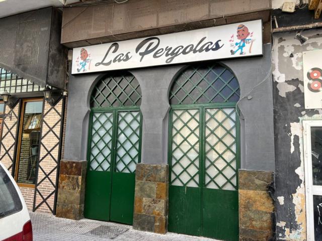 Local comercial en venta en Cádiz, Avenida photo 0