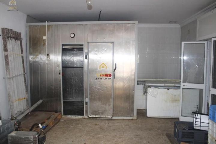 Local comercial en venta en El Puerto de Santa María, AVENIDA DE VALENCIA photo 0