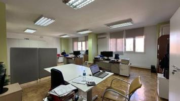 Oficina en venta en Leganés, El Carrascal photo 0