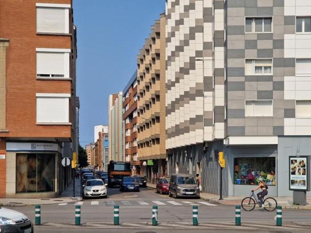 Piso en venta en Gijón, Gijón photo 0