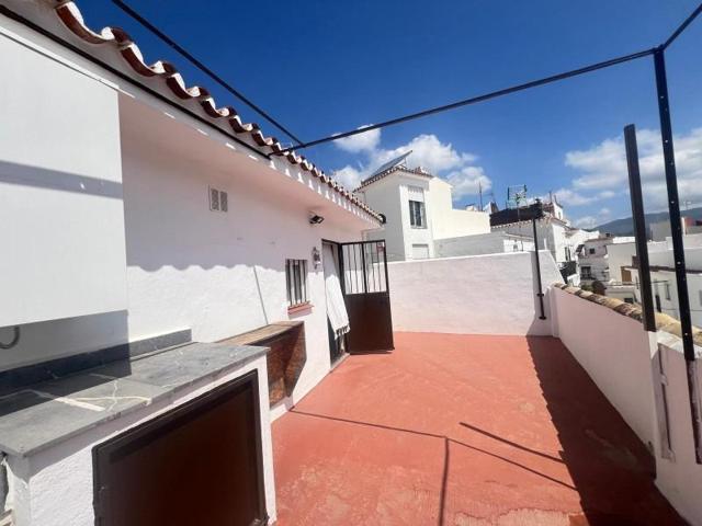 Casa en venta en Istán, Costa del Sol photo 0