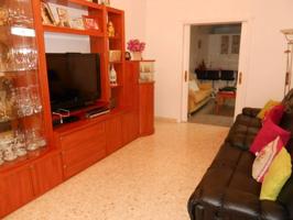 Casa en venta en Marchena, Feria photo 0