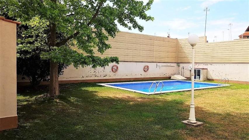 Piso en venta en Sabadell, Creu alta photo 0