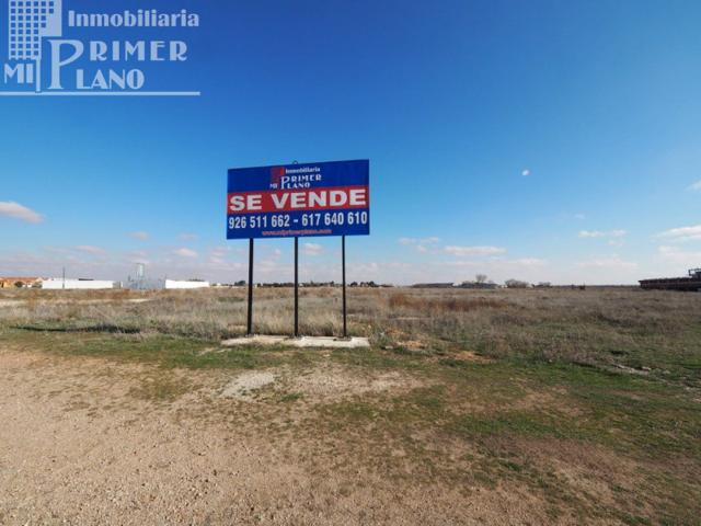 Terreno en venta en Tomelloso, Avda. juan carlos i photo 0
