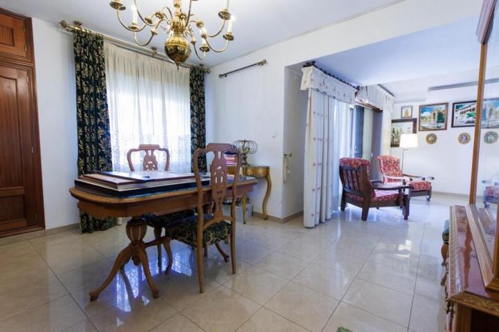 Piso en venta en Córdoba, Av. Barcelona - Viñuela - Rescatado photo 0
