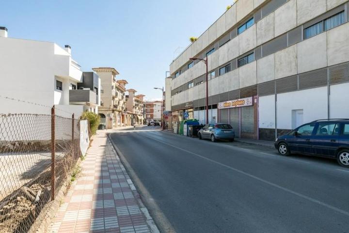 Local comercial en venta en Armilla, Iglesia San Miguel photo 0