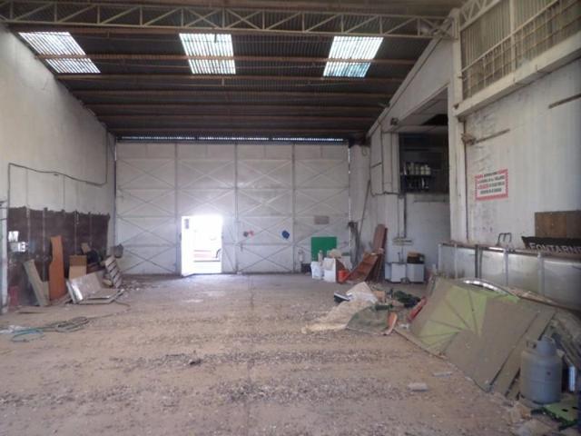Nave industrial en venta en Tomelloso, Calle manterola photo 0