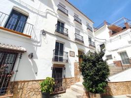 Casas de pueblo en venta en Cómpeta photo 0