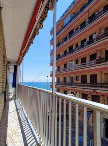 Apartamento en venta en Torrevieja, Playa de los Naufragos photo 0