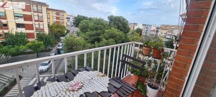 Piso en venta en Sant Pere de Ribes, Les Roquetes- Institut photo 0