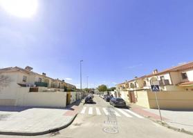 Casa en venta en Jerez de la Frontera, Avda. Caballero Bonald - San José Obrero - Guadalc photo 0
