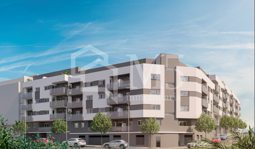 Piso en venta en Torre del Mar photo 0