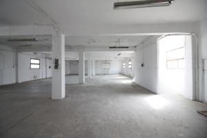 Nave industrial en venta en Valencia, Vara de Quart photo 0