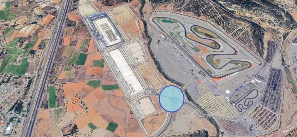 Terreno en venta en Cheste, Circuito ricardo tormo photo 0