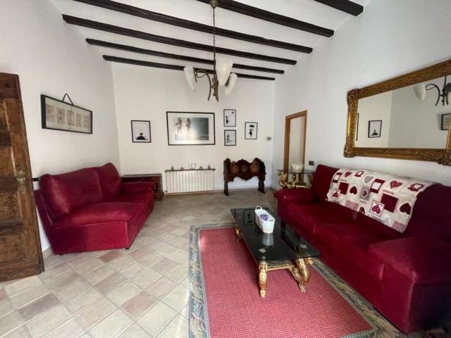 Apartamento en venta en La Bisbal d'Empordà, BAIX EMPORDA photo 0