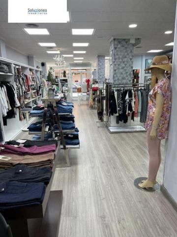 Local comercial en venta en Albacete, Albacete photo 0