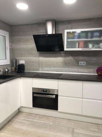 Piso en venta en Sant Feliu de Llobregat, Can Calders photo 0