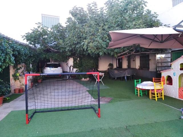 Casa en venta en La Roda, Centro photo 0