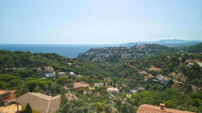 Terreno en venta en Lloret de Mar, La Selva photo 0