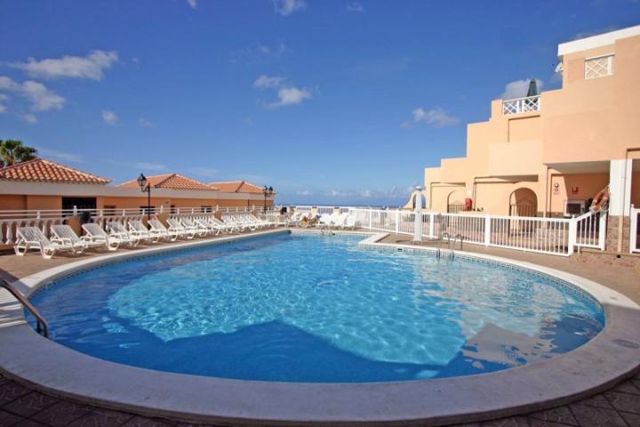 Apartamento en venta en Adeje, San Eugenio photo 0