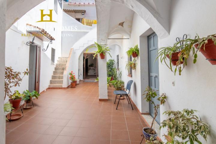 Casa en venta en Arcos de la Frontera, CENTRO photo 0